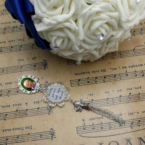 bouquet pendant charm